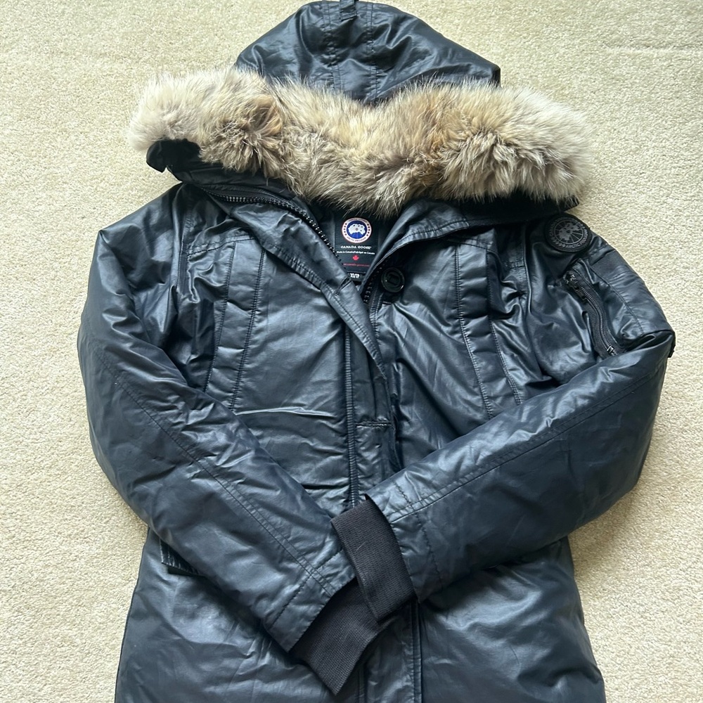 Canada Goose limited edition Montebello shine black label coat